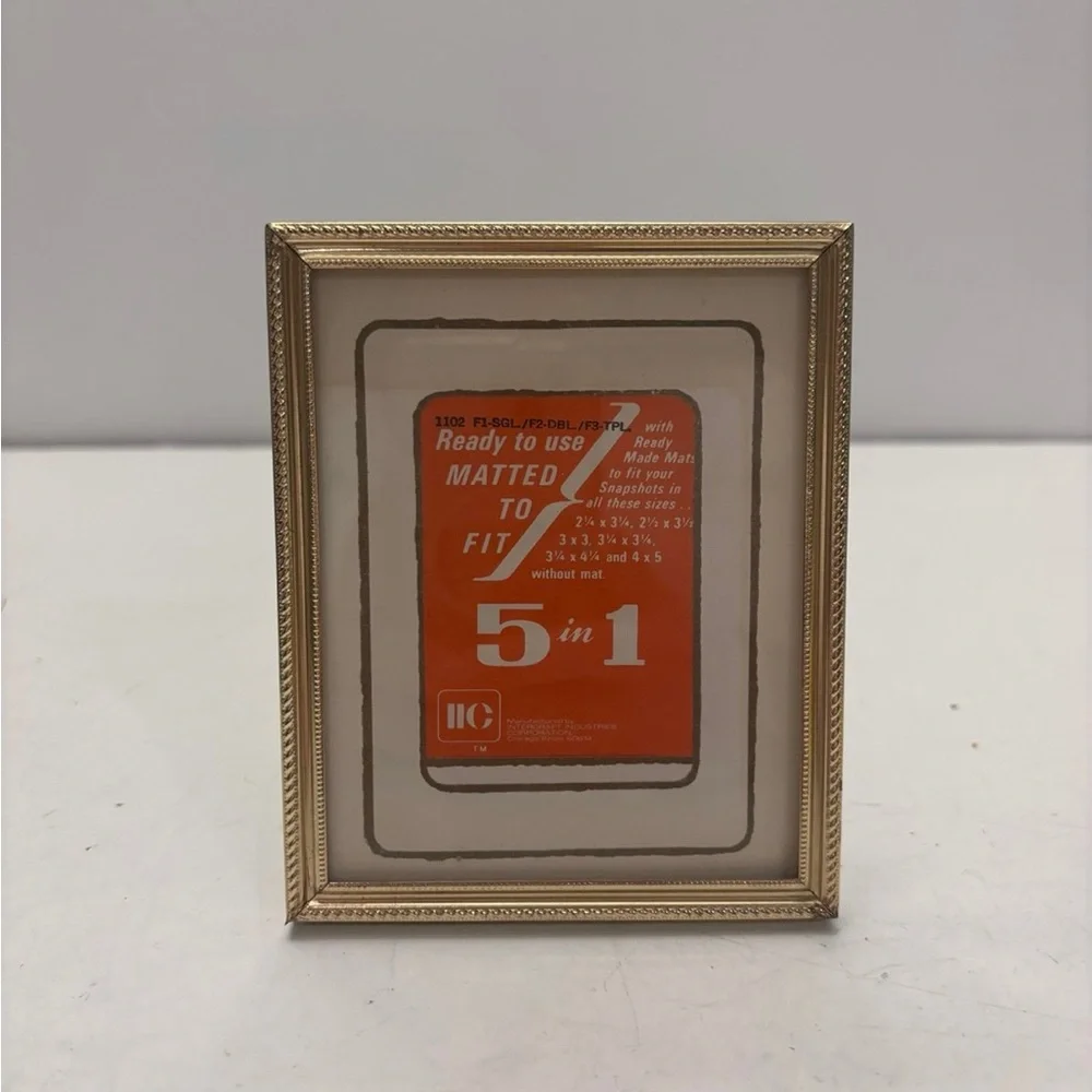 Homecrest 5 in 1 Photo Frame, Multi Mattes, Vintage Photography Frame